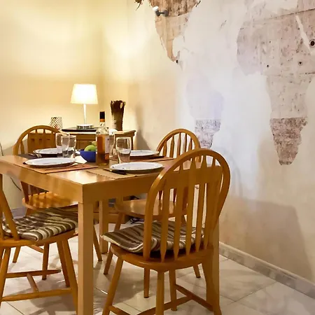 Apartment Well Located Bugibba - Happy