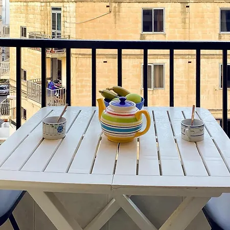 Well Located Bugibba - Happy Apartment