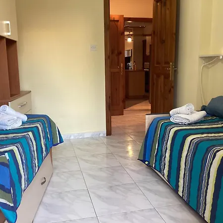 Apartman Well Located Bugibba - Happy *